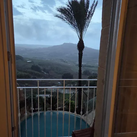 לינה וארוחת בוקר Belvedere Boutique Living Gozo